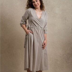 Neuflora Hilton Head dress